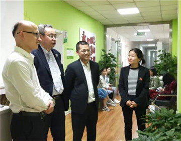 君翰头条 | 热烈欢迎君学中国副总裁周俊先生到访君翰教育总部指导工作